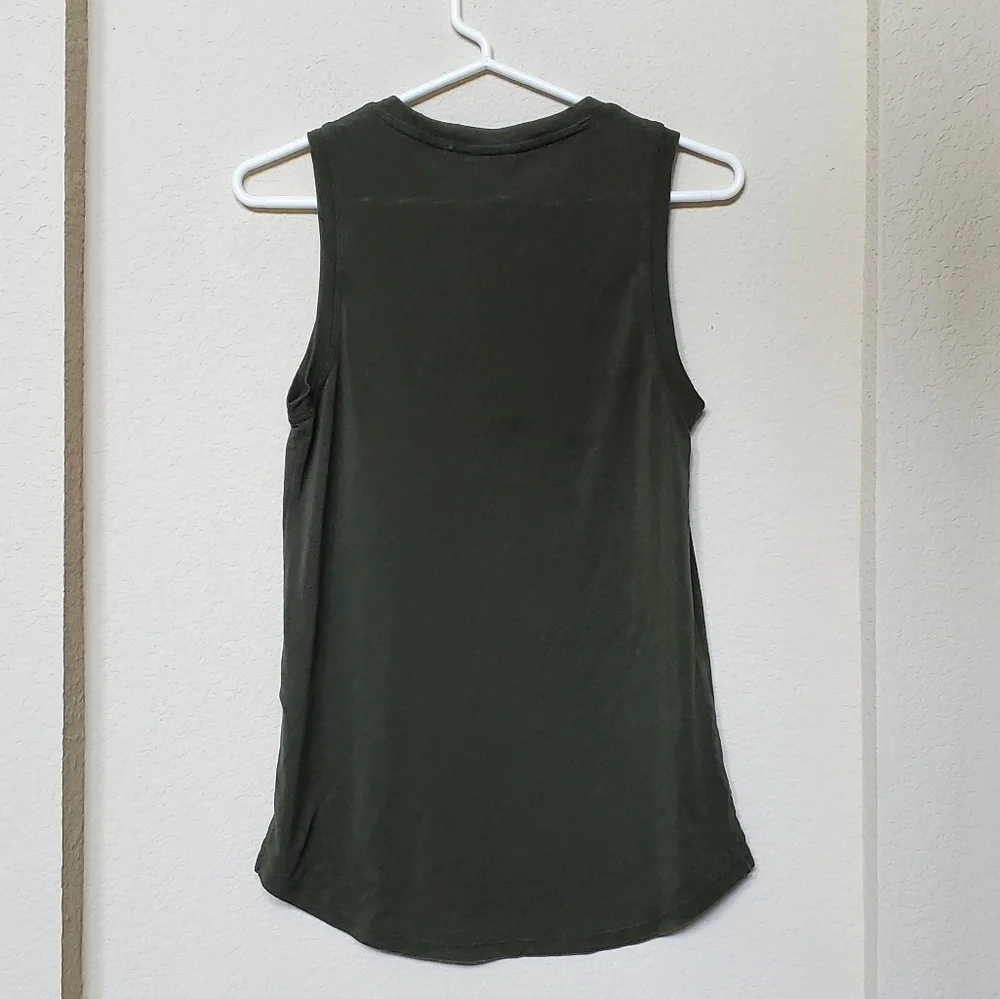 Athleta Sleeveless Top. Size S - Picture 2 of 5